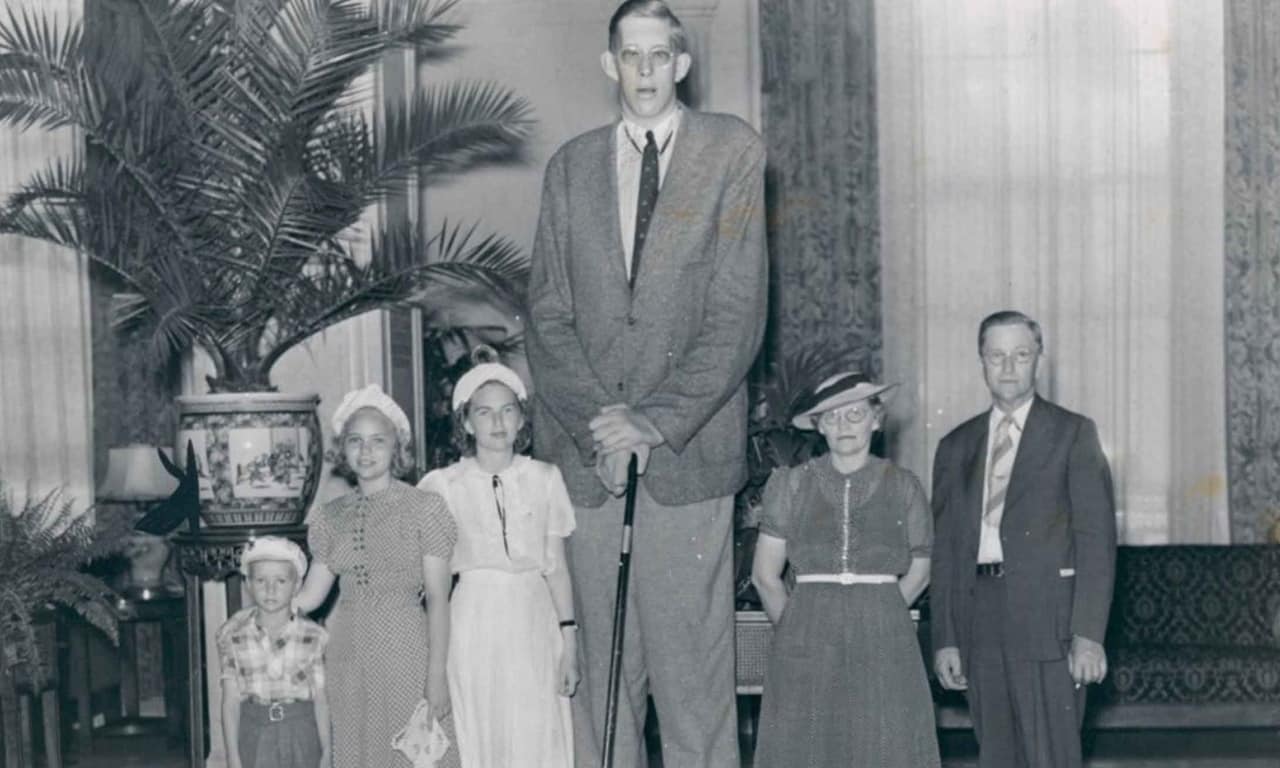 Världens längsta man – rekord, historia och medicinska fakta