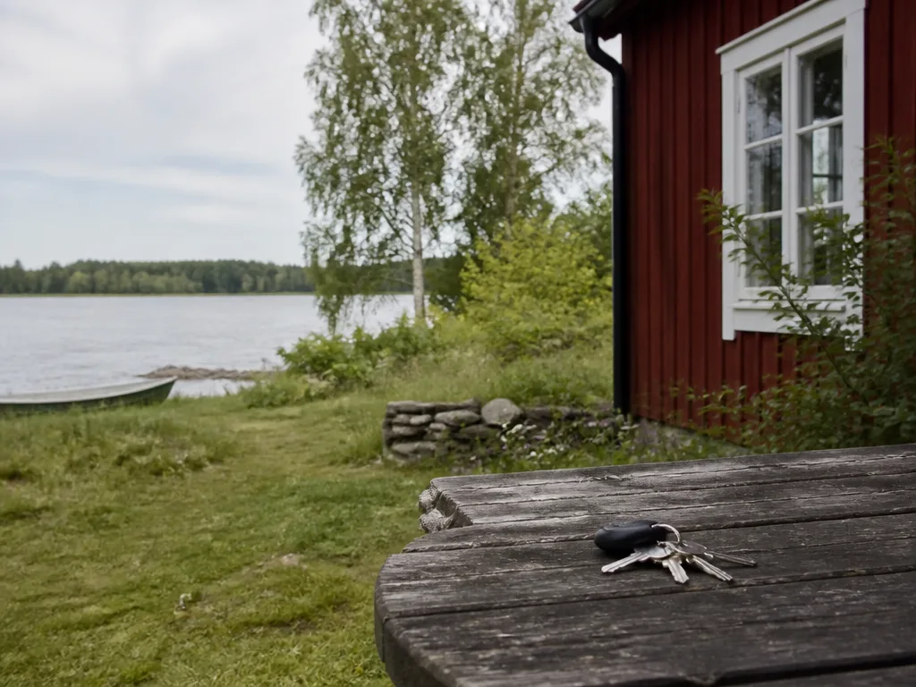 Hyra ut stugan: regler, skatt och det praktiska du behöver veta